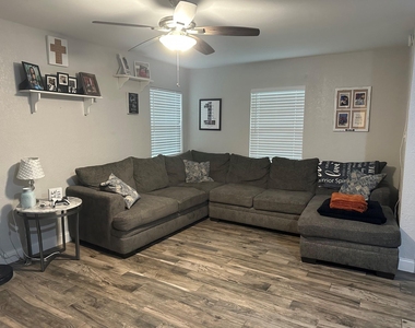 309 Evans Street - Photo Thumbnail 1