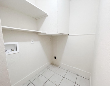 12023 Greenwood Forest Drive - Photo Thumbnail 9
