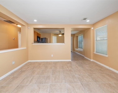 21219 Misty Brook Bend Lane - Photo Thumbnail 2