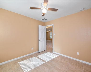 21219 Misty Brook Bend Lane - Photo Thumbnail 12