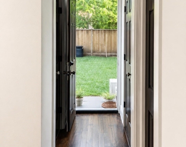 6816 Sherman Street - Photo Thumbnail 17