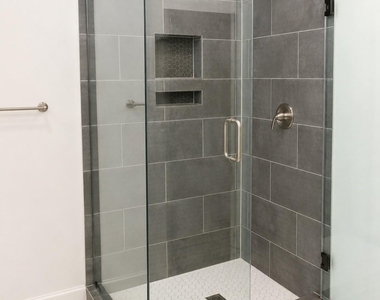 6816 Sherman Street - Photo Thumbnail 9