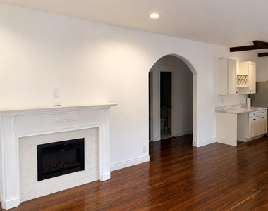 6816 Sherman Street - Photo Thumbnail 5