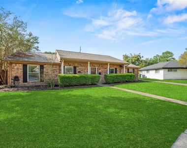 6031 Mcknight Street - Photo Thumbnail 4