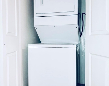 2531 Watts Street - Photo Thumbnail 9