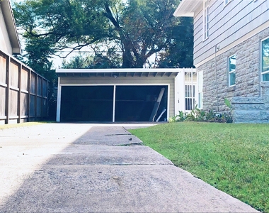2531 Watts Street - Photo Thumbnail 12