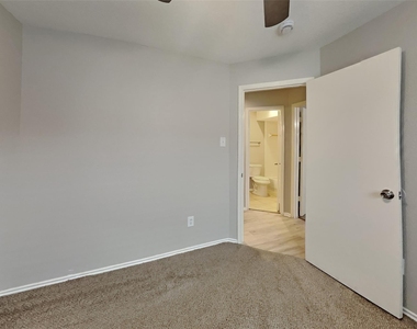 1327 Coppercrest Drive - Photo Thumbnail 11