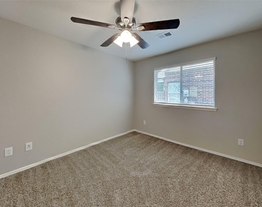 1327 Coppercrest Drive - Photo Thumbnail 12