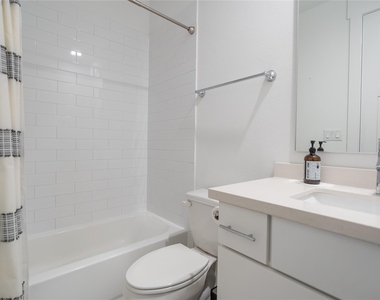 9806 Blissful Prairie Lane - Photo Thumbnail 25