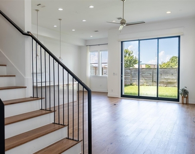 9806 Blissful Prairie Lane - Photo Thumbnail 4