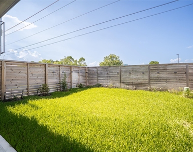 9806 Blissful Prairie Lane - Photo Thumbnail 26