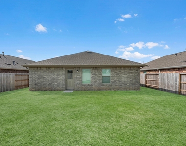 2106 Hyde Acres Street - Photo Thumbnail 12
