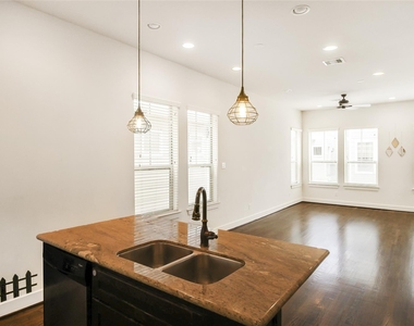 2431 Charleston Street - Photo Thumbnail 18