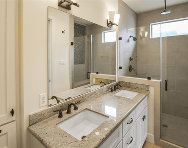2431 Charleston Street - Photo Thumbnail 11