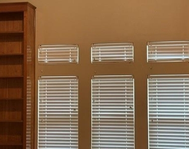 907 Goldfinch Avenue - Photo Thumbnail 16