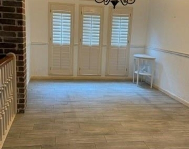 907 Goldfinch Avenue - Photo Thumbnail 8