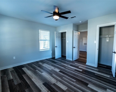 102 Marsden St - Photo Thumbnail 15