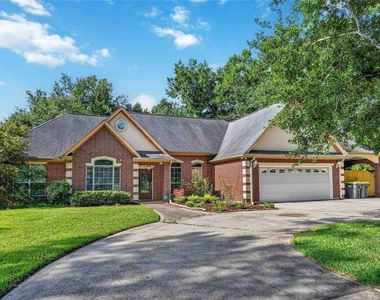 22962 Volga Drive - Photo Thumbnail 2