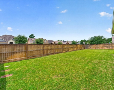305 Brocks Court - Photo Thumbnail 29