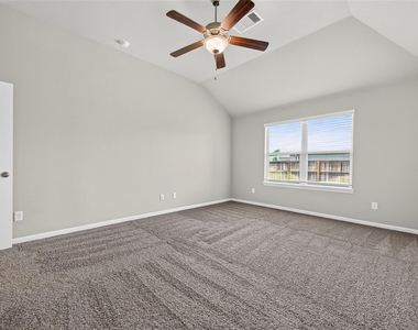 305 Brocks Court - Photo Thumbnail 21
