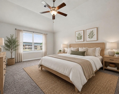 305 Brocks Court - Photo Thumbnail 20