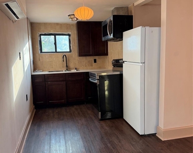 239 Westheimer Road - Photo Thumbnail 5