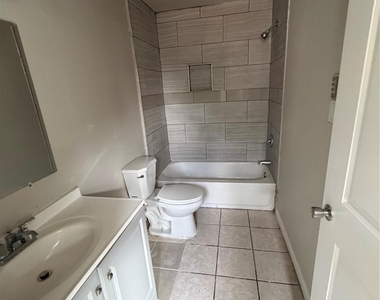 1209 Glenn Avenue - Photo Thumbnail 11