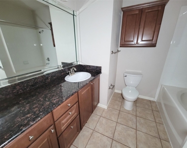 2255 Braeswood Park - Photo Thumbnail 31