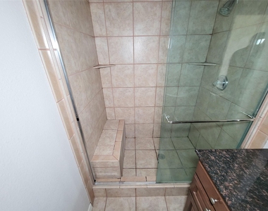 2255 Braeswood Park - Photo Thumbnail 29