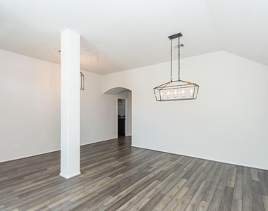 5186 Dry Hollow Drive - Photo Thumbnail 5