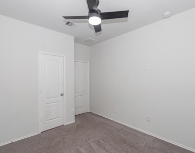 5186 Dry Hollow Drive - Photo Thumbnail 24