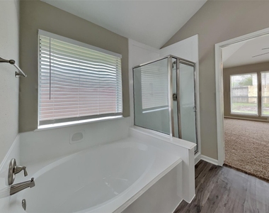 2222 Friarwood Trail - Photo Thumbnail 11