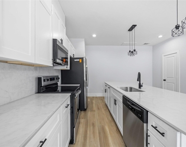 4138 Larkspur Street - Photo Thumbnail 2