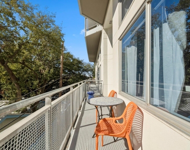 3311 Yupon Street - Photo Thumbnail 16