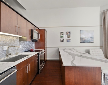 3311 Yupon Street - Photo Thumbnail 11