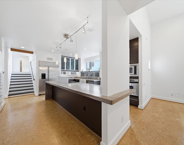 7002 Newcastle Street - Photo Thumbnail 30