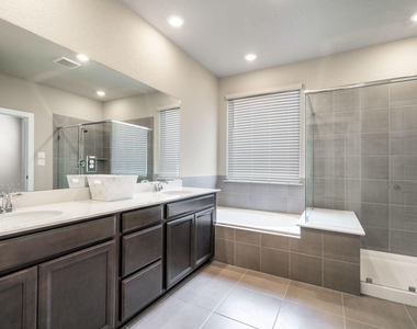 8209 Rising Stream Drive - Photo Thumbnail 25