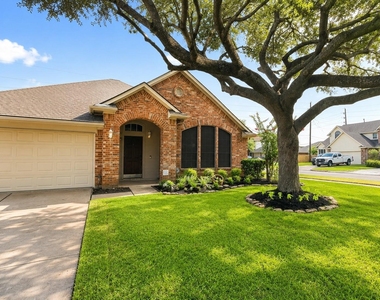 20539 Westfield Estates Drive - Photo Thumbnail 3
