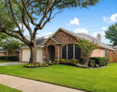 20539 Westfield Estates Drive - Photo Thumbnail 9