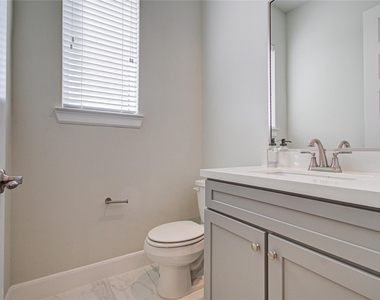 2818 Grand Fountains Drive - Photo Thumbnail 24