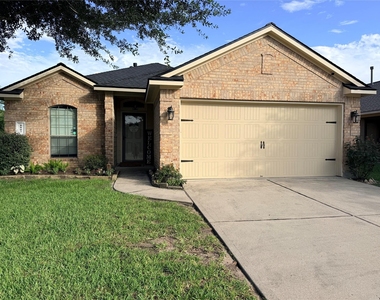1807 Emerson Ridge Drive - Photo Thumbnail 1
