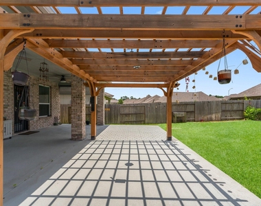 3850 Chapman Bluff Drive - Photo Thumbnail 27