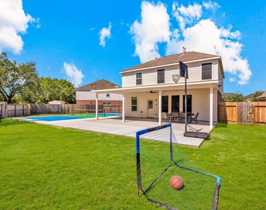 1722 Sun Point Court - Photo Thumbnail 36