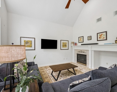 14 Guinevere Place - Photo Thumbnail 15