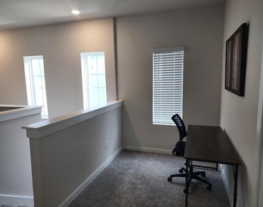 1520 Red Acer Drive - Photo Thumbnail 4