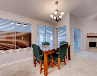10703 Highland Woods Drive - Photo Thumbnail 20