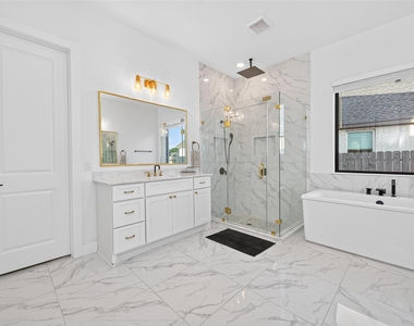 9623 Lakeside Arbor Way - Photo Thumbnail 21