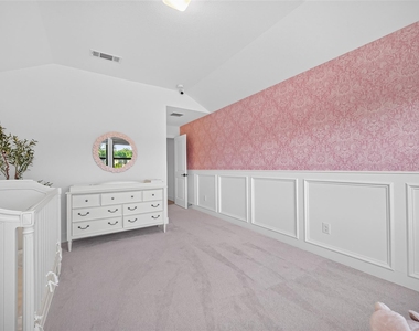 9623 Lakeside Arbor Way - Photo Thumbnail 25