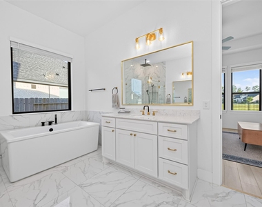 9623 Lakeside Arbor Way - Photo Thumbnail 22
