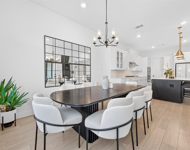 9623 Lakeside Arbor Way - Photo Thumbnail 16
